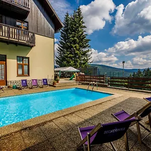 https://svycarska-bouda.spindleruvmlyn-hotels.com