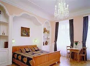 Golden Star Hotel Prague 4*,